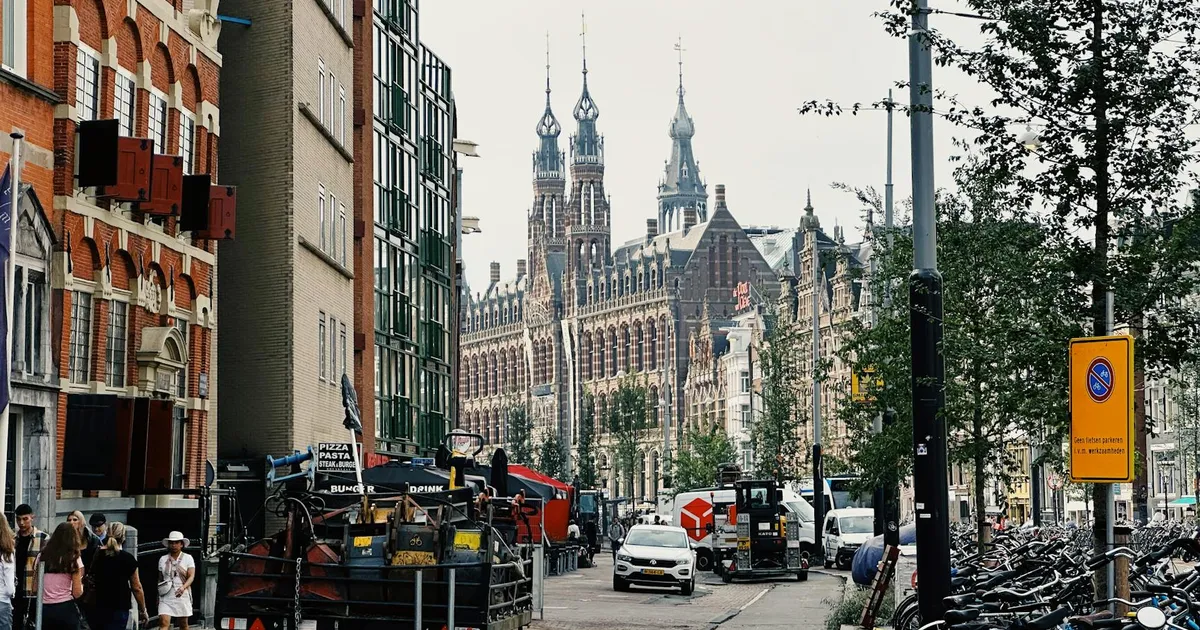 Dating in Amsterdam, Netherlands